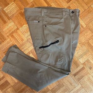 Duluth Trading Co Flex Fire Hose cargo pants 36x32